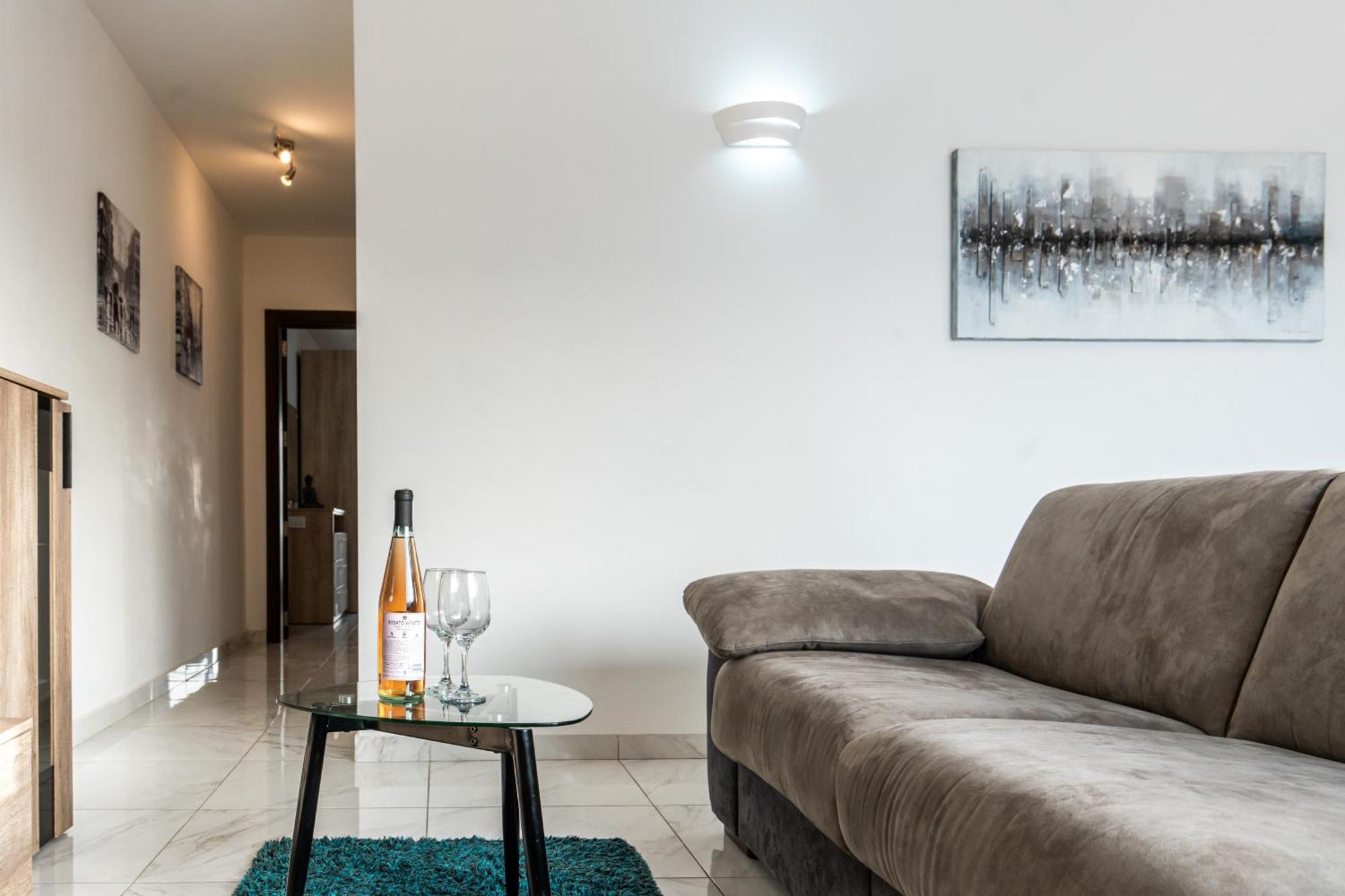 Poseidon Court Penthouse Superior Lägenhet St. Paul's Bay Exteriör bild
