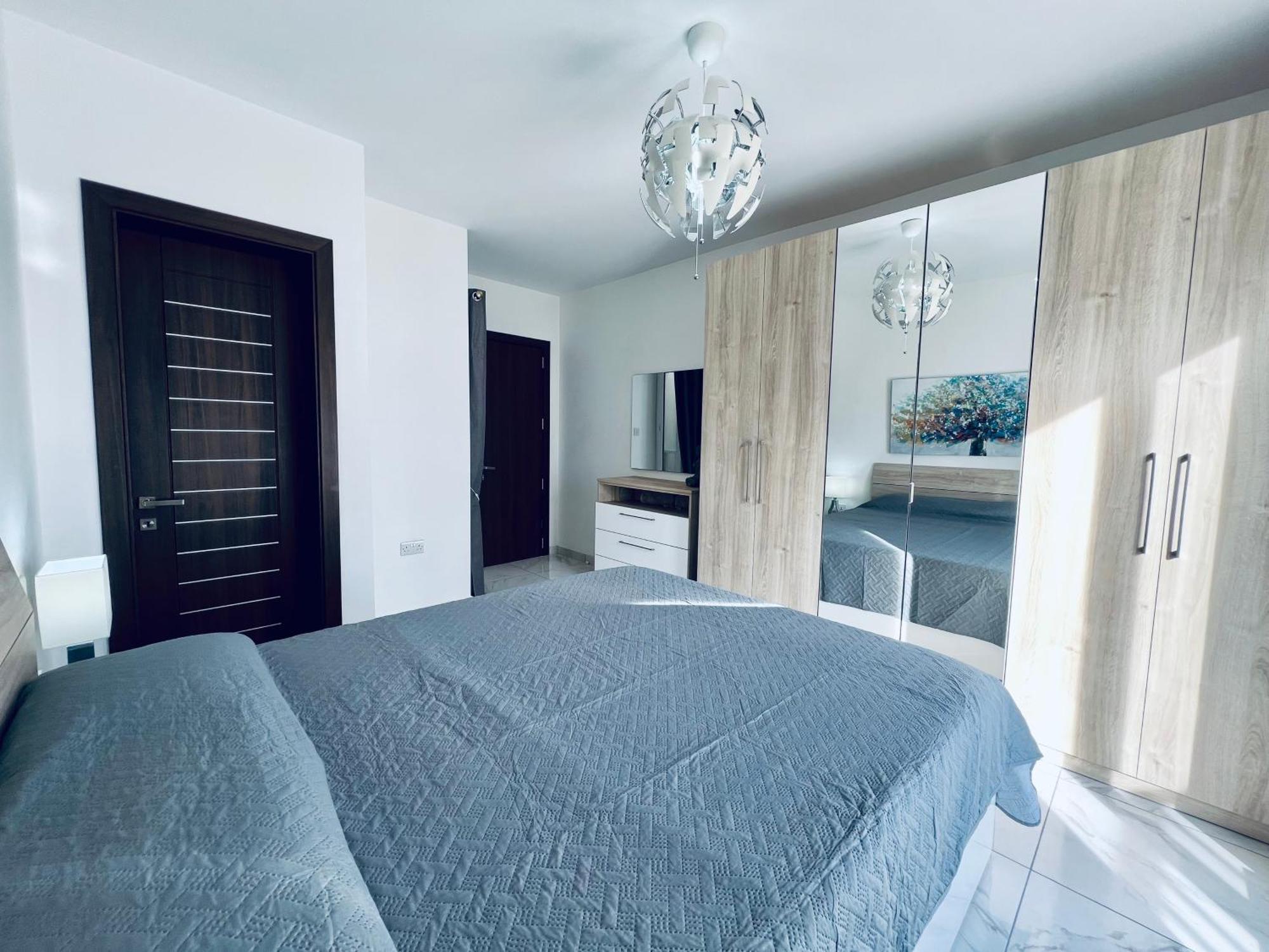 Poseidon Court Penthouse Superior Lägenhet St. Paul's Bay Exteriör bild